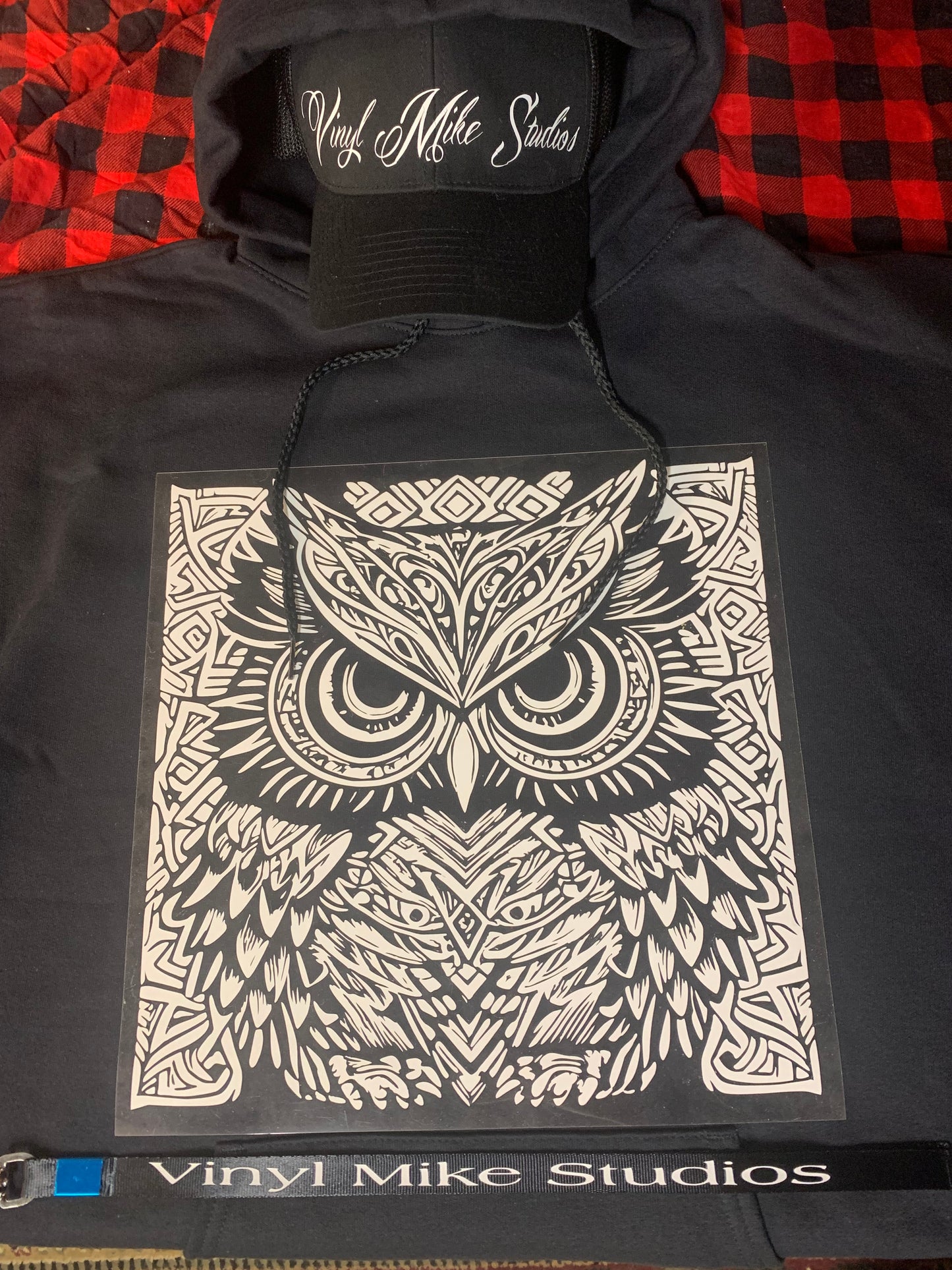 Captivating Owl Graphic T-shirt Design