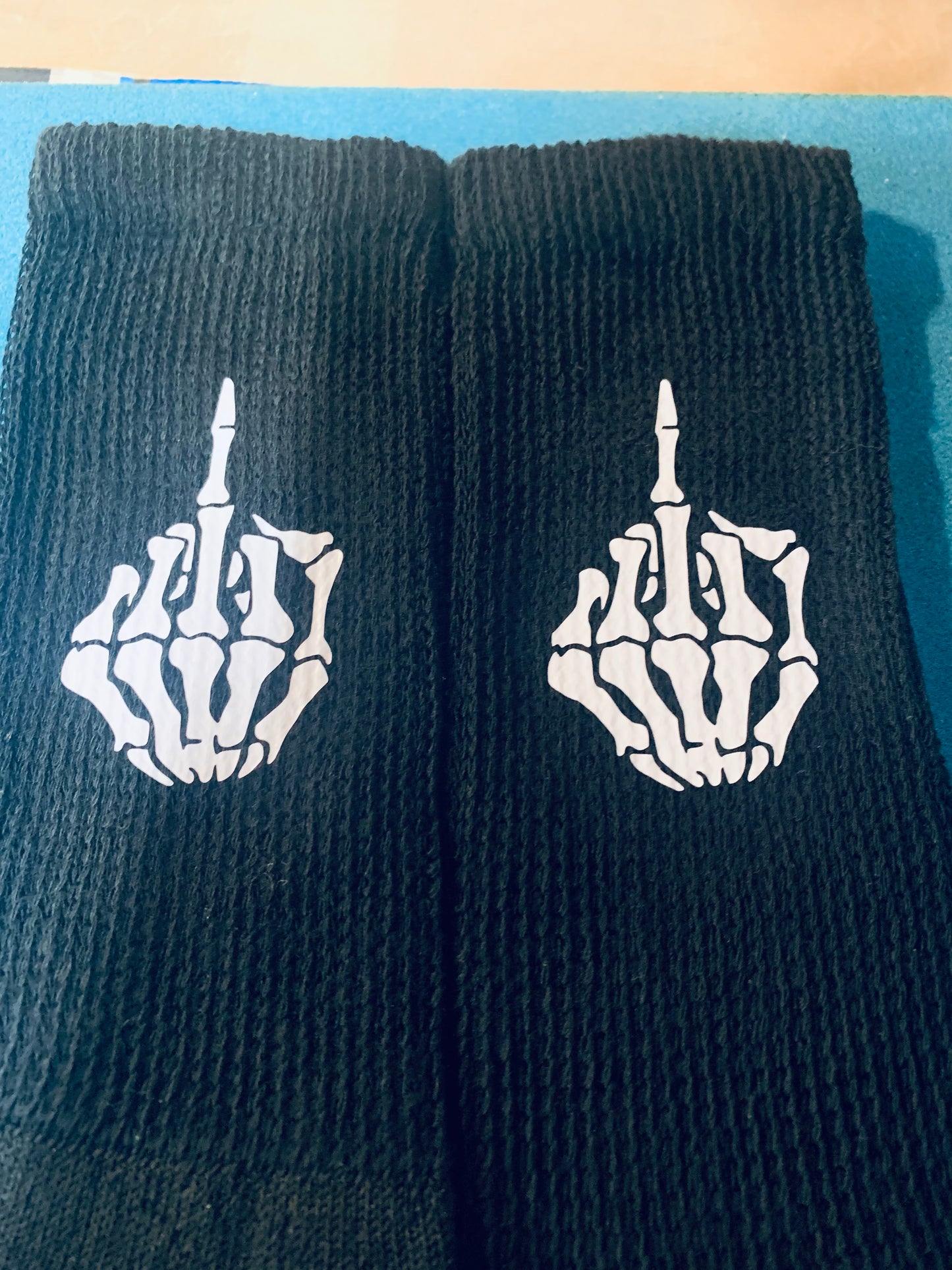 Skeleton Middle Finger Socks (Mid Tall)