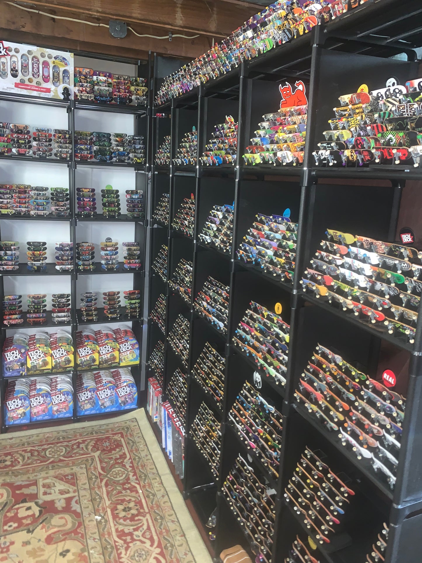 Fingerboard Display rack (holds 6)