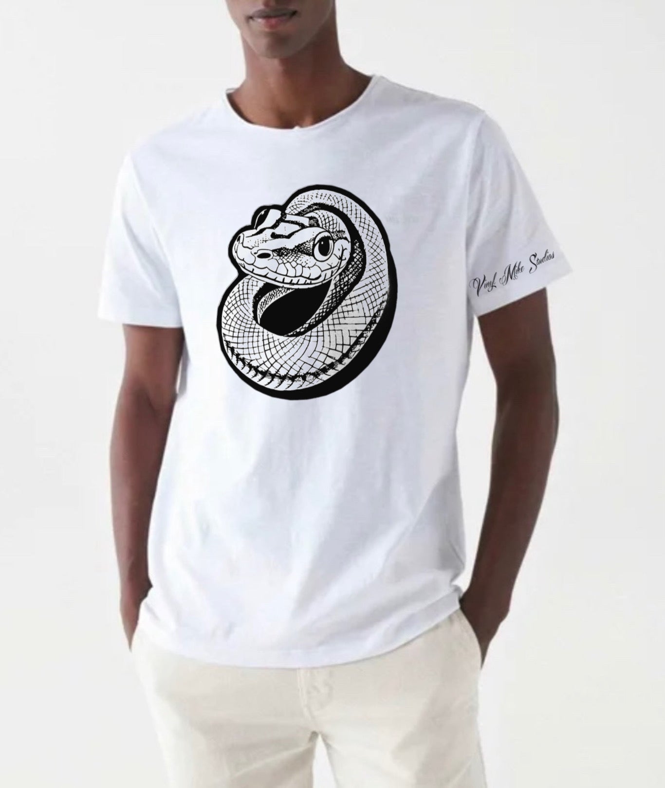 Intricate Snake Graphic Design T-shirt